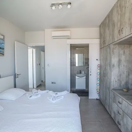 Сasa de vacaciones Kitsios With Private Pool No2