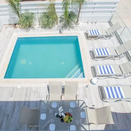 Kitsios With Private Pool No2 Protaras